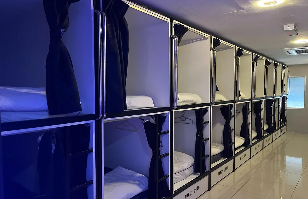 Oyo 91036 J Capsule Hotel @ Jalan Bukit Bintang-1